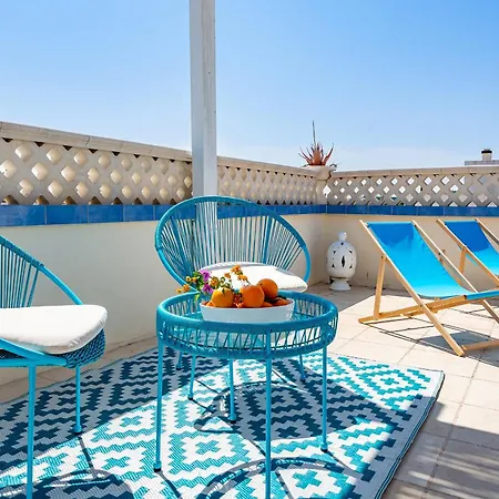 Palazzo Borgomonte - * أوترانتو