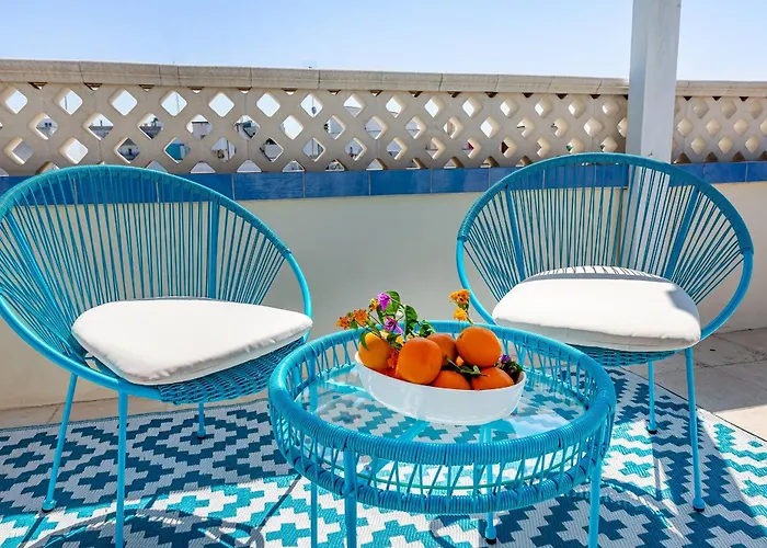 Palazzo Borgomonte - *