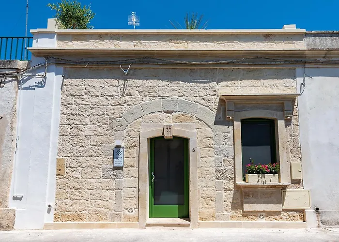 Palazzo Borgomonte - بيت للعطل