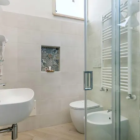 Hébergement de vacances Palazzo Borgomonte - *