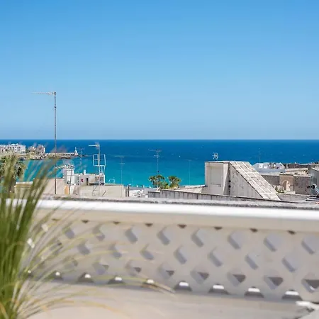 Palazzo Borgomonte - * Otranto